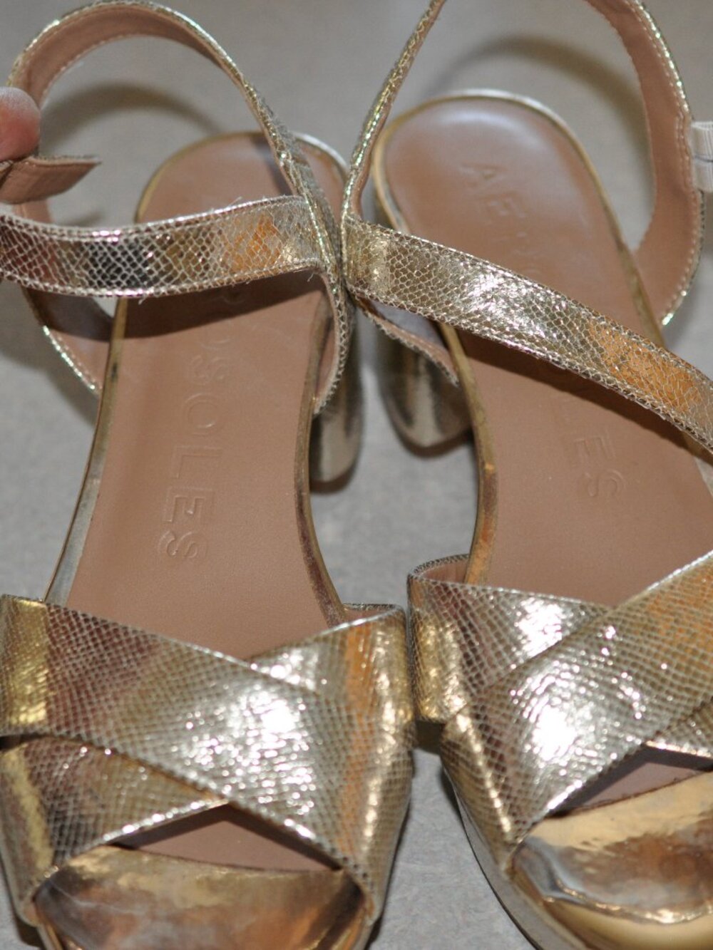 Gold Cosmos Soft gold Aerosoles Platform sandals